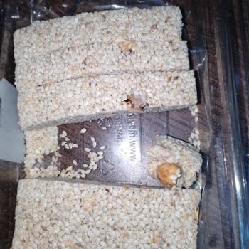 Helvanın İçinden Sert Nohut Çıktı, Dişimi Kırıyordu!