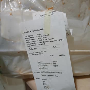 Dağılan Yemekler Ve İlgisiz Destek: Param Çöpe Gitti!