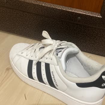 Süper Star II Model Ayakkabıda Kısa Sürede Deri Deformasyonu Yaşadım