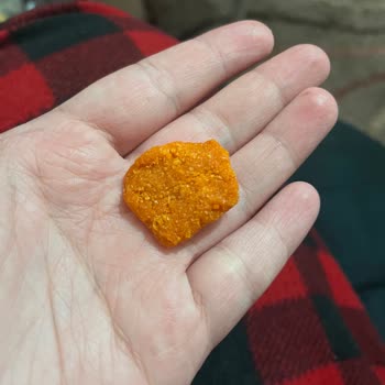 Aldığım Cipsin İçinden Ne Olduğu Belirsiz Bir Madde Çıktı