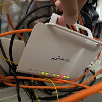 72 Saatlik İnternet Kesintisine Çözüm Bekliyorum
