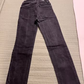 Altı Ayda Deforme Olan Pantolonum İçin Değişim Talep Ediyorum