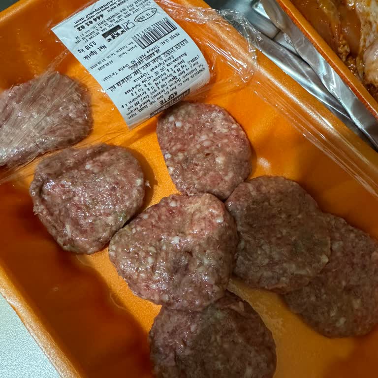 Bozuk Ve Sağlıksız Köfte Gönderimi