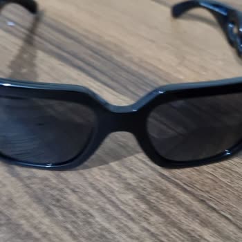 Aldığım Versace Gözlükte Orijinallik Ve Garanti Belirsizliği