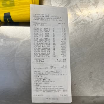 Şok Markette Tarihi Geçmiş Bebek Maması Satışı Endişesi