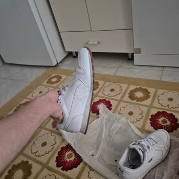Bir Kez Giyilen Ayakkabının Boyası Çatladı, Değişim Talebim Reddedildi