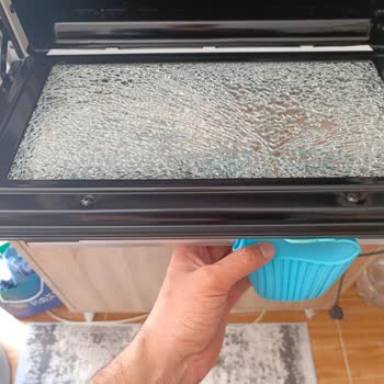 Fırın Camının Kırılması Ve Servis Ücreti Hakkında Yaşanan Sorun