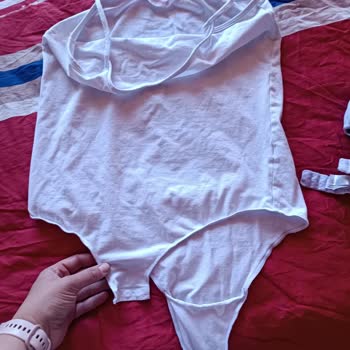 Penti İç Çamaşırlarında Kötü İşçilik Ve Kalitesiz Malzeme Hayal Kırıklığı