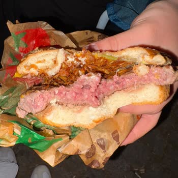 Çiğ Hamburger Nedeniyle Mağduriyet Yaşadım