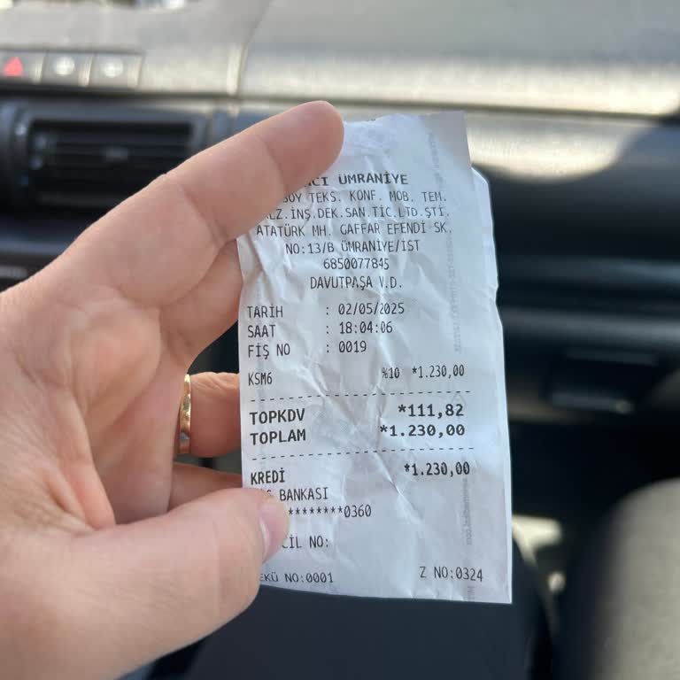 Simli Elbisede Değişim Ve İade Reddi Mağduriyeti