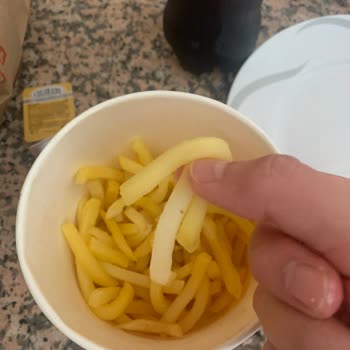 Eksik Ve Kötü Hazırlanmış Patates Nedeniyle Hayal Kırıklığı