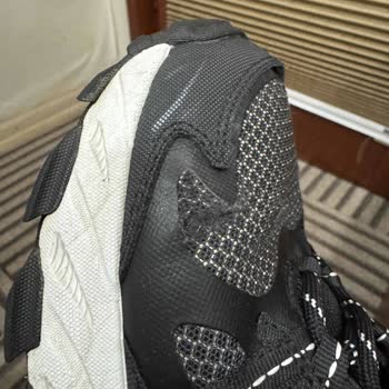 Az Kullanımla Yırtılan Ayakkabıya Ret Cevabı Ve Müşteri Memnuniyetsizliği