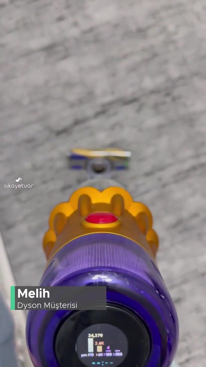 Dyson V12 Süpürge Çalışırken Aniden Duruyor Çöp Oldu! videonun kapak resmi