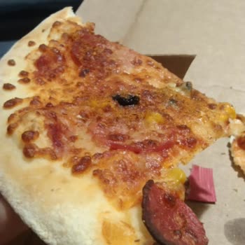 Domino's Pizza Görseldeki Pizza Beklentimi Karşılamadı