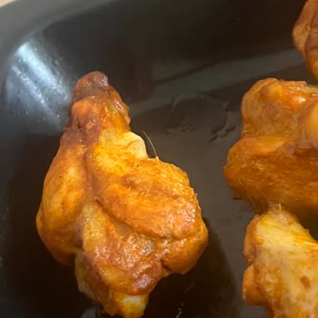 Erpiliç Dondurulmuş Kanatlarda Tüy Ve Kötü Koku Sorunu, Firma Yanıtsız Kaldı