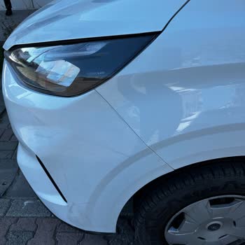 Yeni Alınan Ford Transit Custom Deluxe Modelde Renk Değişimi Ve Lekelenme Sorunu