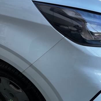 Yeni Alınan Ford Transit Custom Deluxe Modelde Renk Değişimi Ve Lekelenme Sorunu