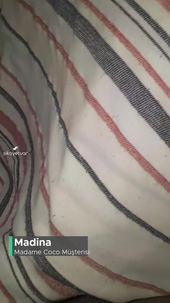 Madame Coco'dan Aldığım Nevresim Takımı 2 Haftada Tüylendi! videonun kapak resmi