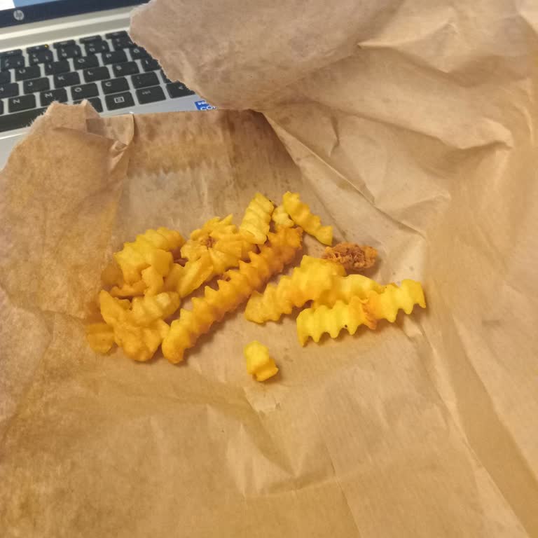 Chicken Society Burger Menülerini Söyledim Ve Bin Pişman Oldum