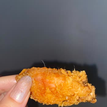 Tavuğun Tüyleriyle Gelen Menü Şoku