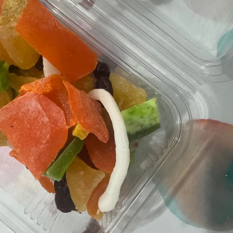 Tuğba Kuruyemiş Aldığım Kuruyemişte Sert Hindistan Cevizi Dilimiyle Yaşadığım Büyük Hayal Kırıklığı