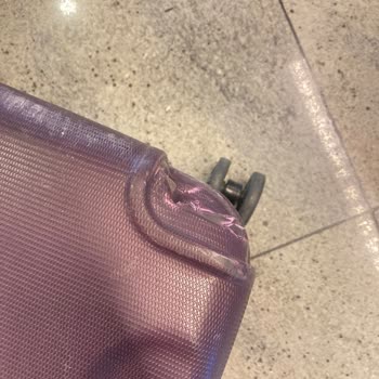 Uçuş Sonrası Valiz Hasarı Ve Yetersiz Müşteri Desteği