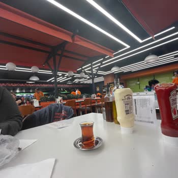 Köfteci Yusuf'ta Sürekli Geç Ve Yanlış Sipariş Sorunu