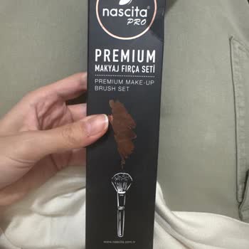 Az Kullanımla Fırça Sapının Ayrılması Hayal Kırıklığı Yarattı