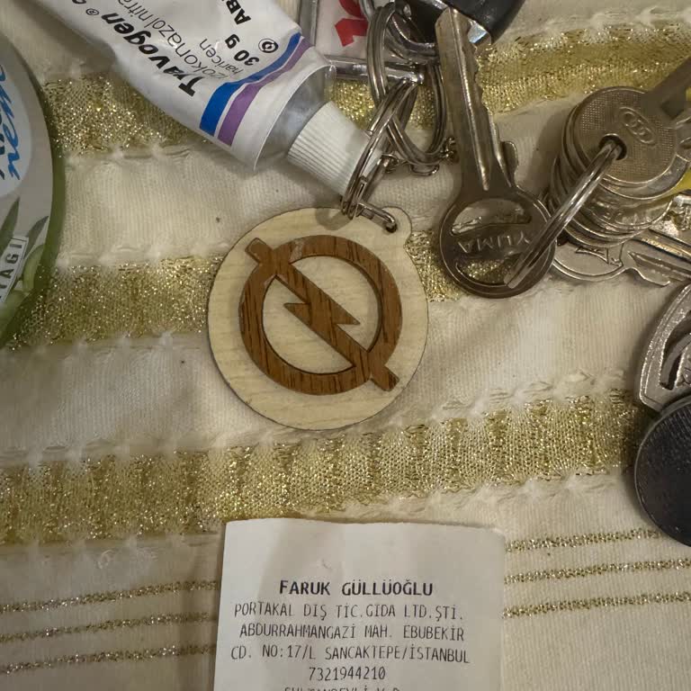 Güllüoğlu'ndan Aldığım Ekler Pastalar Ekşimiş Çıktı