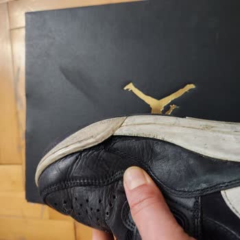 Kısa Sürede Yıpranan Ayakkabıya Mağazalardan Çözüm Bulamıyoruz