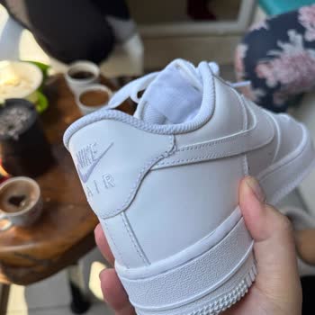 Nike Mağazasından Alınan Ayakkabılarda Üretim Hatası Ve Yetersiz Çözüm
