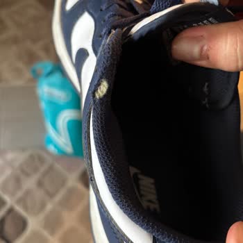 Nike Mağazasından Alınan Ayakkabılarda Üretim Hatası Ve Yetersiz Çözüm