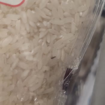 A101'den Alınan Pirinçte Canlı Böcek Çıkması Hayal Kırıklığı Yarattı