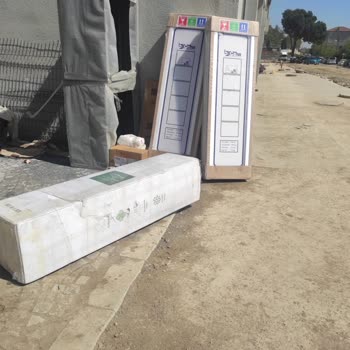 PTT Kargo'nun Kargoları Sokağa Bırakması Ve Teslimat Sorunu
