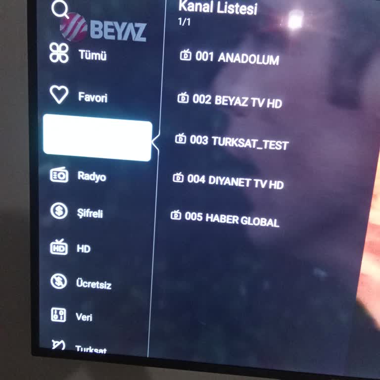 Reeder Aldığım TV Ve Telefon İkisi De Arızalı, Servis Yok!
