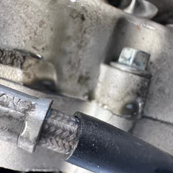 Tekrarlayan Yağ Kaçağı Nedeniyle Güvenlik Riski Ve Vespa GTS 300'ün Değişim Talebi