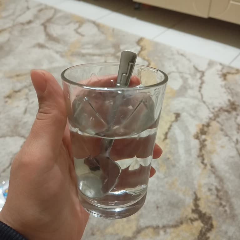 İlaç Paketinden Şeker Çıkmasıyla Hayal Kırıklığı