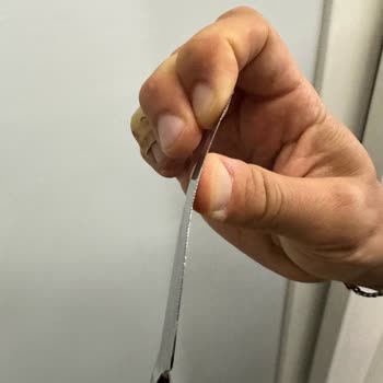 Karaca Çatal Bıçak Takımında Bıçaklar İnce Ve Kolay Bükülüyor Değişim Yapılmadı