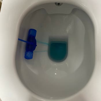 Klozette Renk Akması Ve Temizlik Sorunu Yaşadım