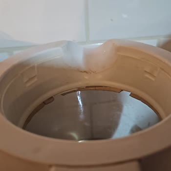 K3284 Gurme Çay Makinesi Tekrar Su Sızdırıyor Ve Dem Kalitesi Azaldı