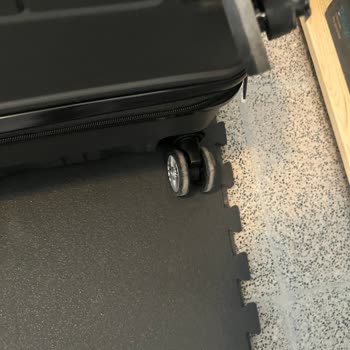 Fabrika Valiz İlk Kullanımda Kırıldı, Destek Alamadım!