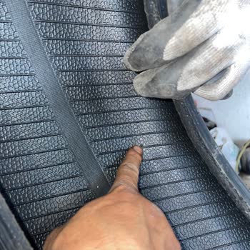 Defolu Lastik Ve Yetersiz Müşteri Hizmeti