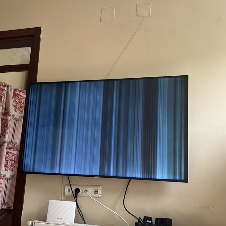 2 Yılda Bozulan TV Ve Eksik Parça Mağduriyeti