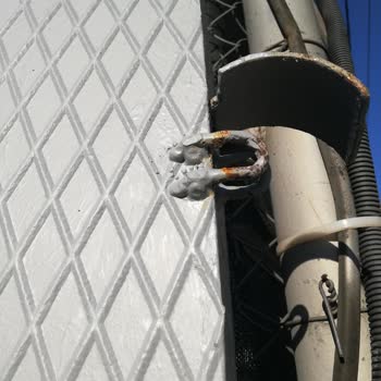 Mahalledeki Halı Saha Gürültü Ve Güvenlik Sorunu Yaşatıyor