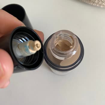 Kırık Fondöten Ve Yanıltıcı İndirim Mağduriyeti