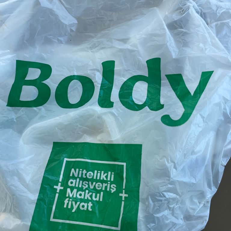 Bulvar 216 AVM Boldy Market Çalışanlarının Olumsuz Davranışları
