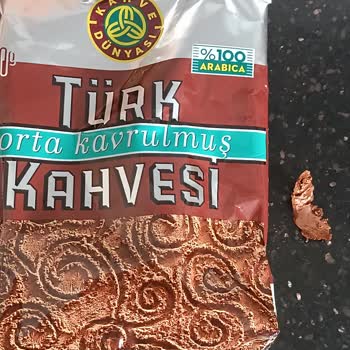 Kahve Paketinden Çıkan Plastik Cisim Şaşkınlığı