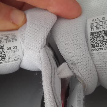 Aldığım Adidas Ayakkabılar Birbirinden Farklı Çıktı!