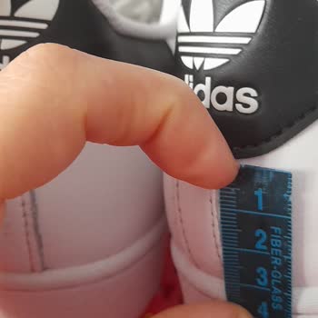 Aldığım Adidas Ayakkabılar Birbirinden Farklı Çıktı!