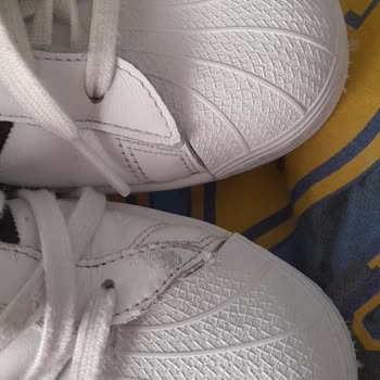 Aldığım Adidas Ayakkabılar Birbirinden Farklı Çıktı!